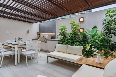Garden, Balcony/Terrace, Seating area, Dining area