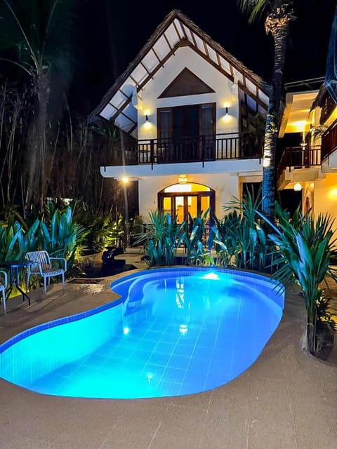 Property building, Patio, Night, Natural landscape, Garden, Hot Tub, Garden view, Pool view, Swimming pool