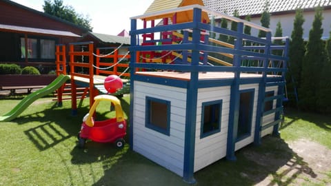 AIDA Domki Letniskowe - domki 5 min od MORZA - Plac Zabaw & ANIMACJE dla DZIECI, ROWERY gratis dla Gości Nature lodge in West Pomeranian Voivodeship, Poland