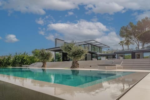 Property building, Pool view, Swimming pool