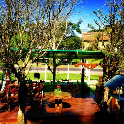 BBQ facilities, Balcony/Terrace, Banquet/Function facilities, Communal kitchen, On site, Landmark view