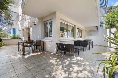 Patio, Balcony/Terrace, Dining area