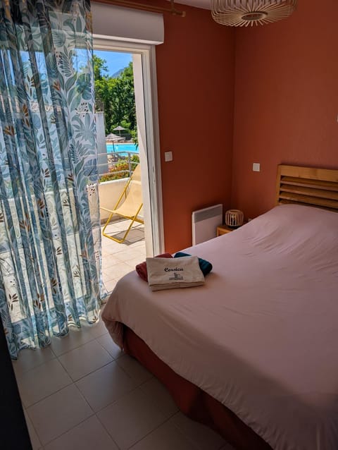 Bedroom, Pool view