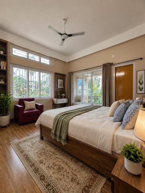Bed, Photo of the whole room, Bedroom