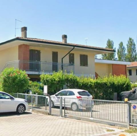 Street view, Parking