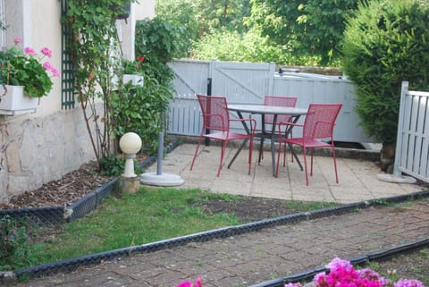 Patio, Garden