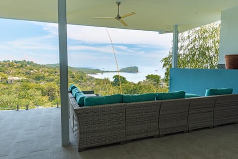 Communal lounge/ TV room, Balcony/Terrace, Balcony/Terrace, Living room