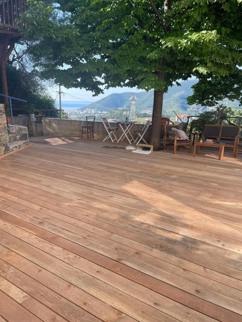 Patio, Balcony/Terrace