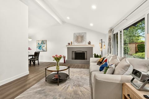 Patio, Living room, Garden view, fireplace
