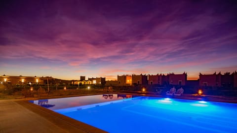 Property building, Landmark view, Mountain view, Pool view, Swimming pool