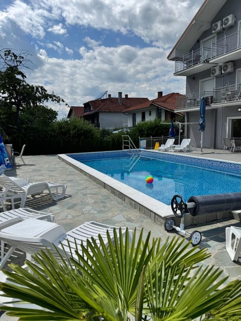Property building, Swimming pool