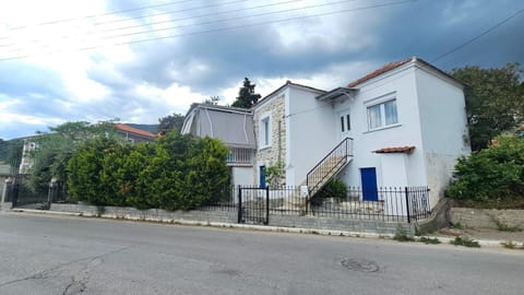 Property building, Street view