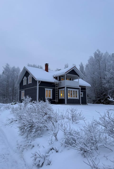 Property building, Winter