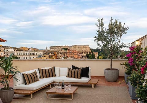 Patio, Day, View (from property/room), Balcony/Terrace, City view