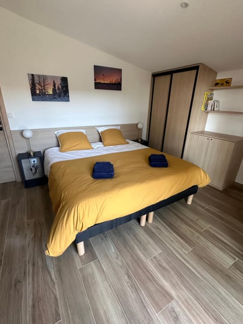Bed, wardrobe