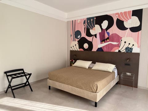 Bed, View (from property/room), Bedroom