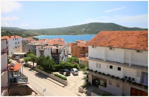 Day, Neighbourhood, Natural landscape, City view, Sea view, Street view