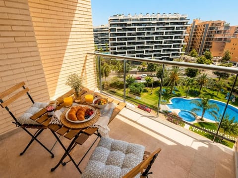 Balcony/Terrace, Pool view