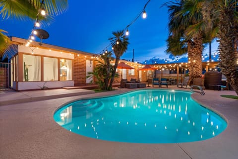 Property building, Day, Night, Pool view, Swimming pool, Swimming pool, sunbed