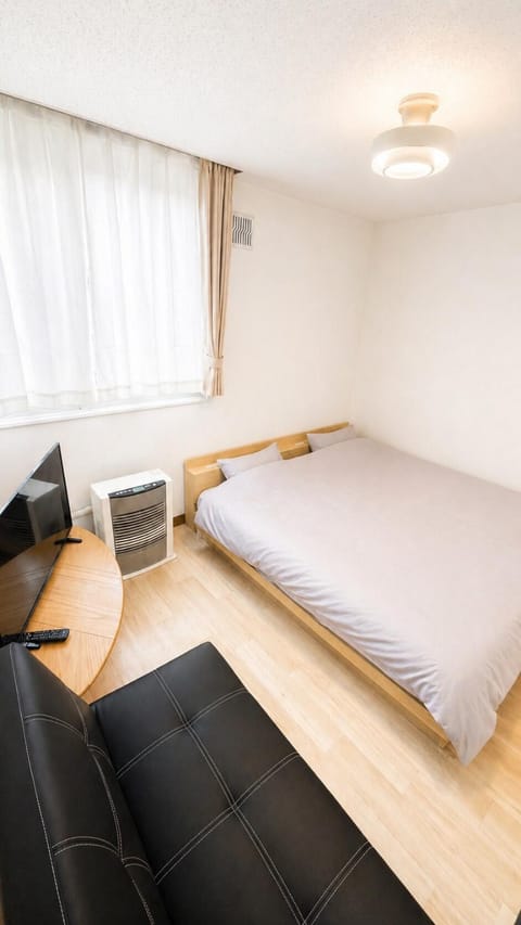 Bed, Living room, Bedroom