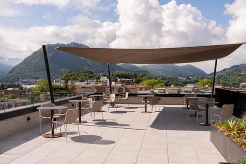 Property building, View (from property/room), Balcony/Terrace