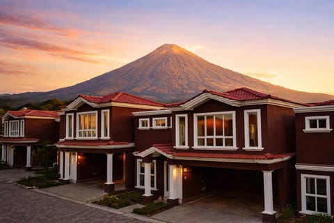 Property building, Natural landscape, Mountain view, Sunrise, Sunset