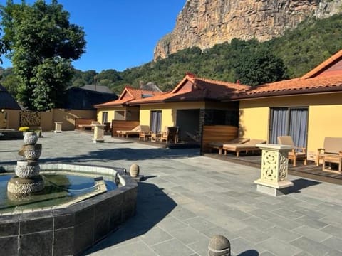 Property building, Natural landscape