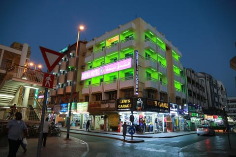 Property building, Neighbourhood, City view, Street view