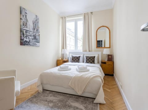 Bed, Photo of the whole room, Bedroom, towels, wardrobe