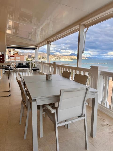 View (from property/room), Balcony/Terrace, Sea view