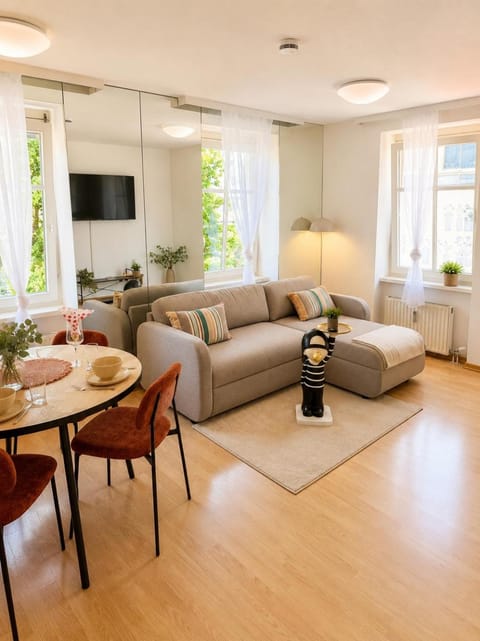 Living room, Seating area, Evening entertainment