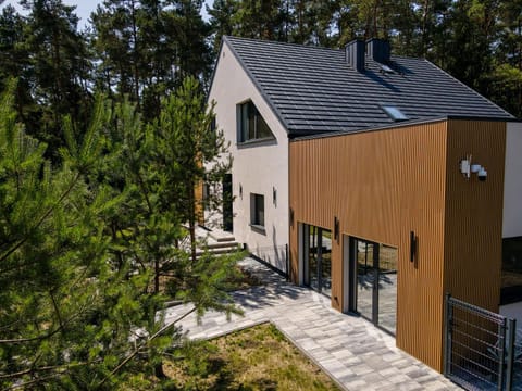 Property building, Garden, Garden view