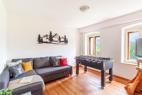 Game Room, Table tennis, Living room, Seating area