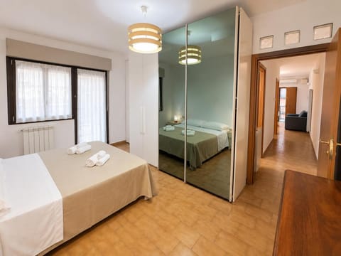 Bed, Photo of the whole room, Bedroom, towels, wardrobe