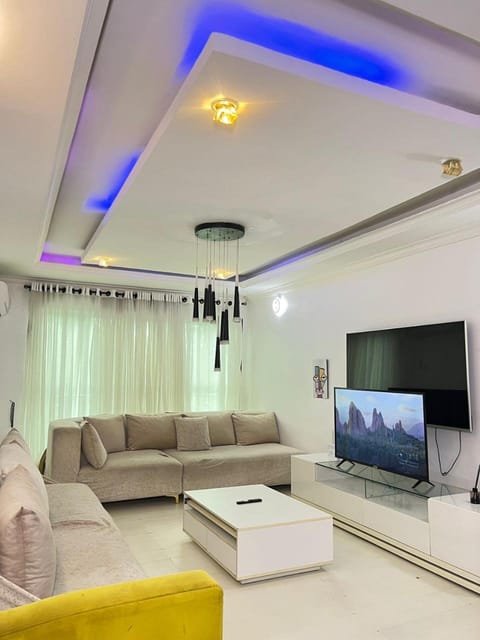 Communal lounge/ TV room, Living room