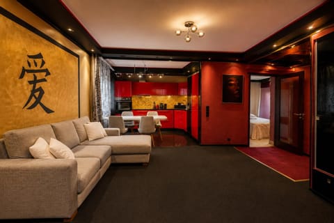 TV and multimedia, Living room, Seating area