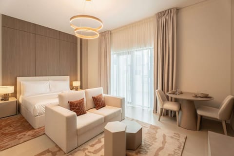 Bed, Living room, Photo of the whole room, Seating area, Bedroom