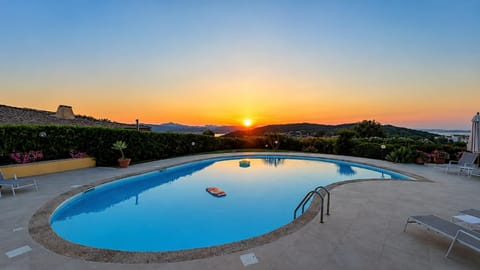 Pool view, Pool view, Sea view, Sea view, Sunset, Inner courtyard view