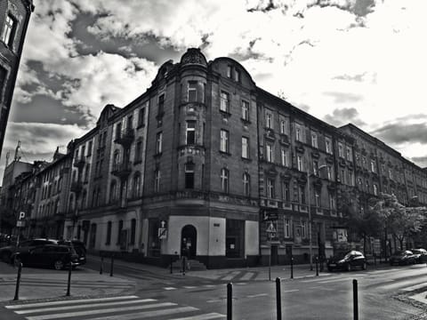 Property building, Off site
