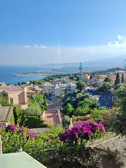Nearby landmark, Day, Natural landscape, City view, Sea view