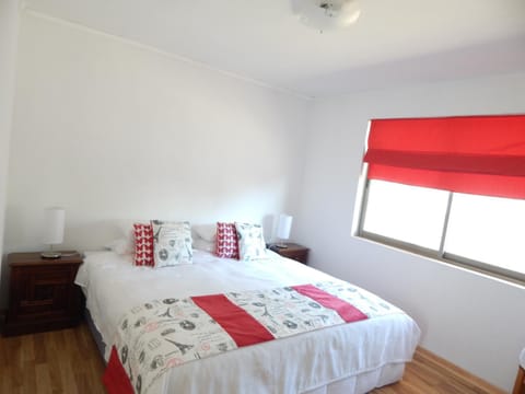 Bed, Bathroom