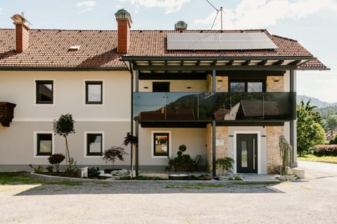 Property building, Balcony/Terrace