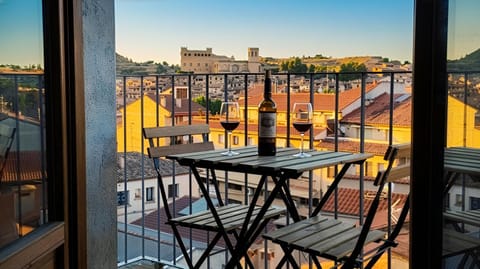 Patio, View (from property/room), Balcony/Terrace, City view