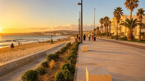 Nearby landmark, Day, People, Natural landscape, View (from property/room), Beach, Mountain view, Sea view, Sunrise, Sunset, group of guests