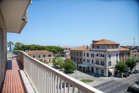 Property building, City view, Location