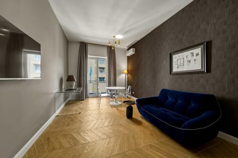 Communal lounge/ TV room, TV and multimedia, Living room, Seating area