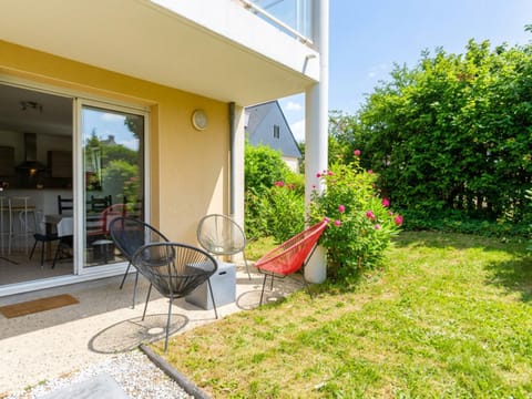 Property building, Garden, Garden, Garden view, Garden view