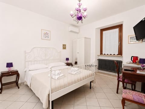 TV and multimedia, Bedroom, internet, towels