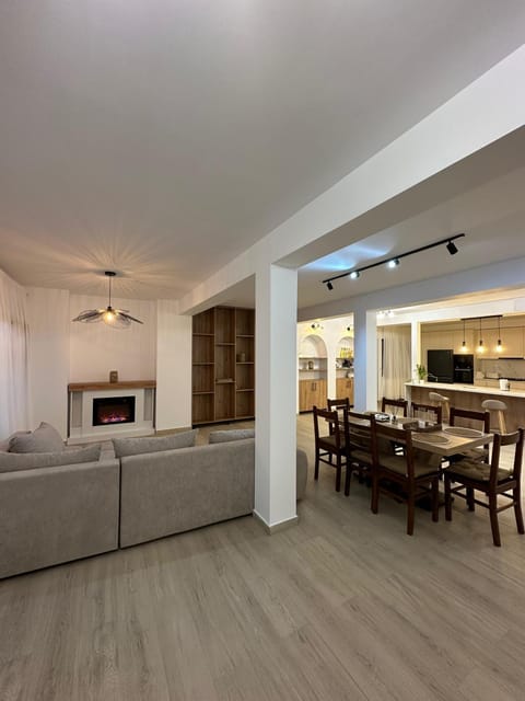 Kitchen or kitchenette, Living room, Dining area, fireplace