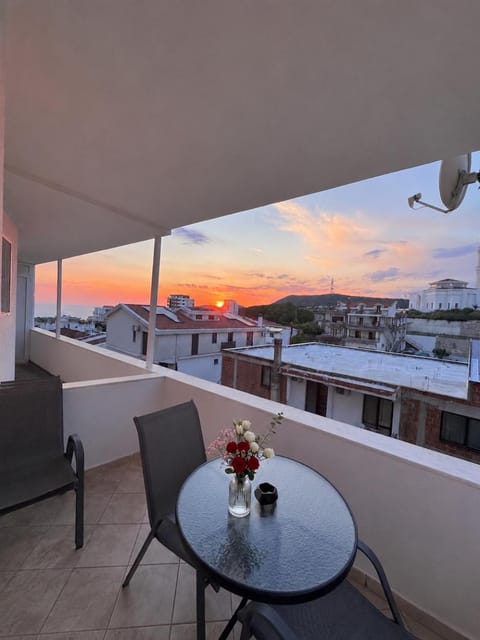 View (from property/room), Balcony/Terrace, Sunset